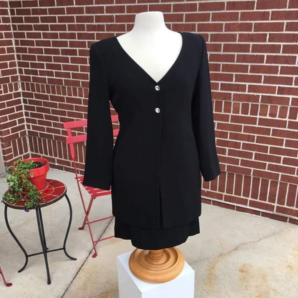 Ellen Tracy Black Tie Two Piece Set